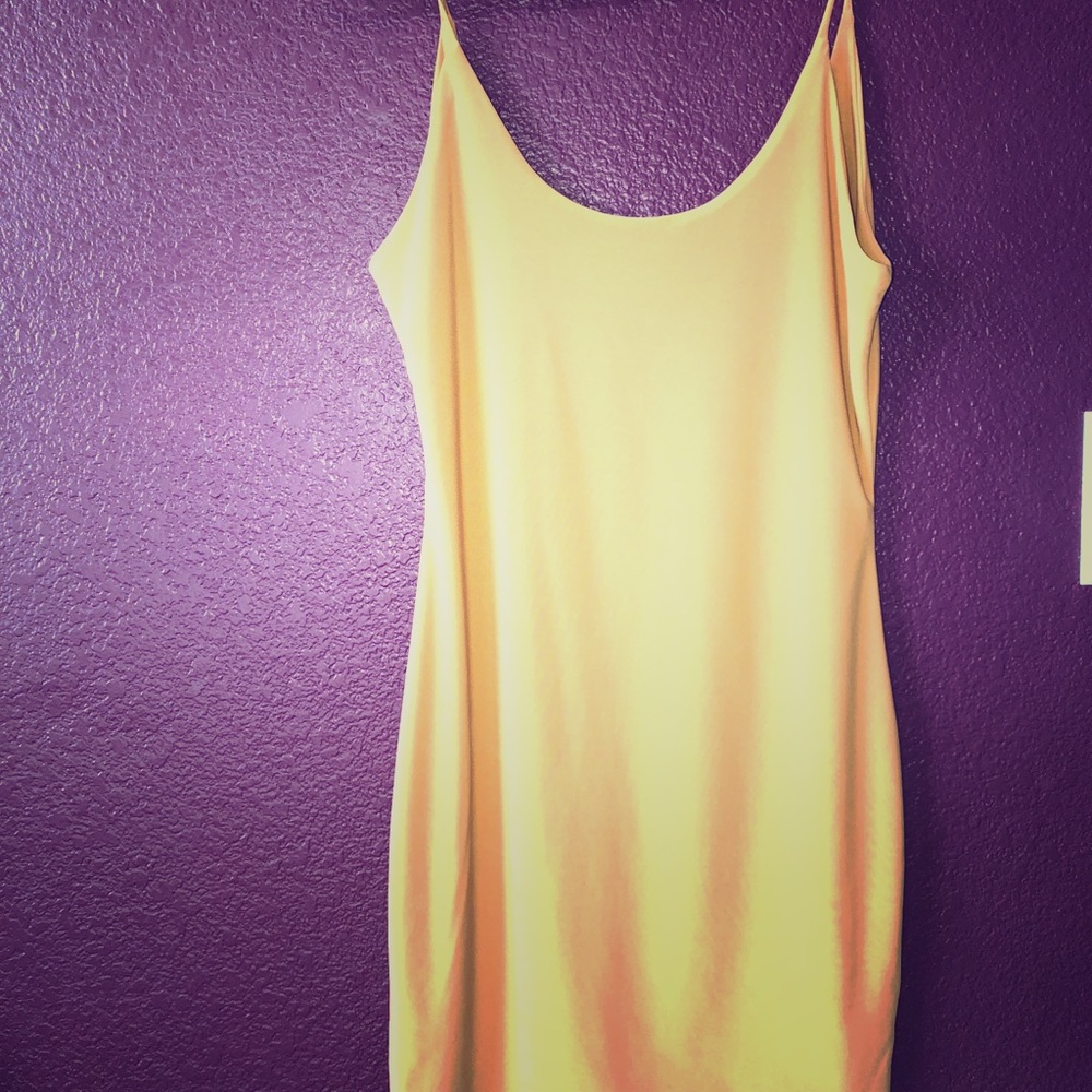 Gia monae yellow bodycon dress